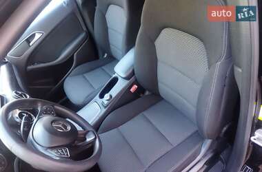 Хэтчбек Mercedes-Benz B-Class 2015 в 