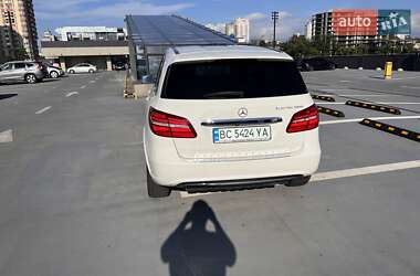 Хэтчбек Mercedes-Benz B-Class 2015 в 
