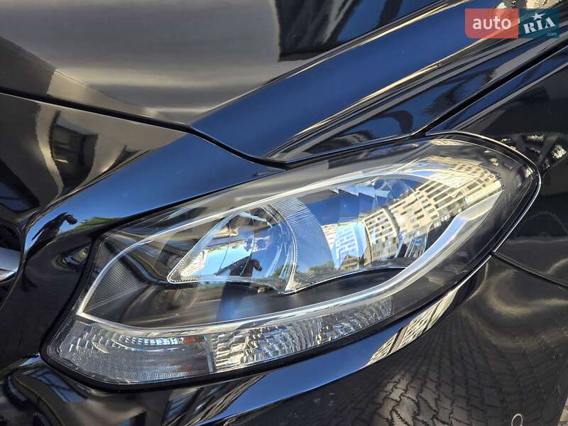 Хэтчбек Mercedes-Benz B-Class 2016 в Хмельницком