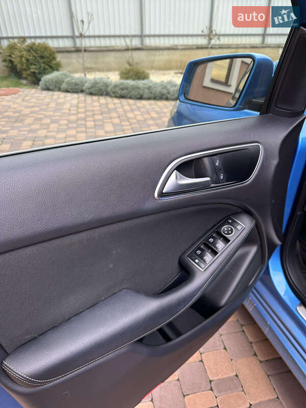 Хэтчбек Mercedes-Benz B-Class 2016 в Житомире