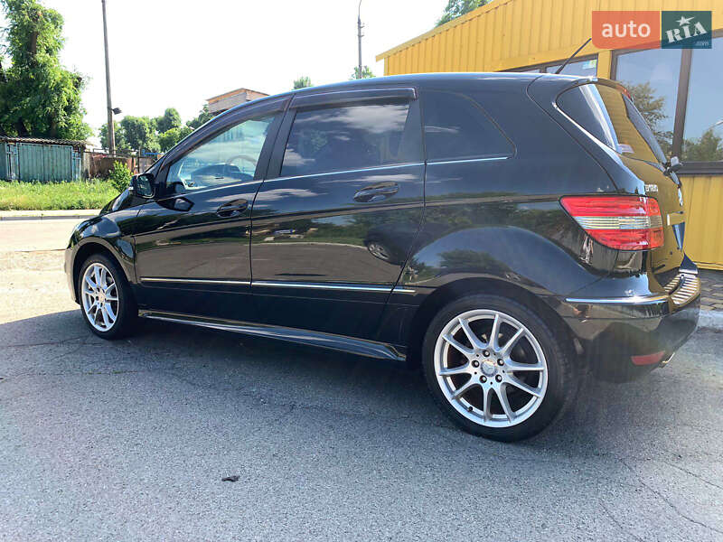 Хетчбек Mercedes-Benz B-Class 2011 в Києві