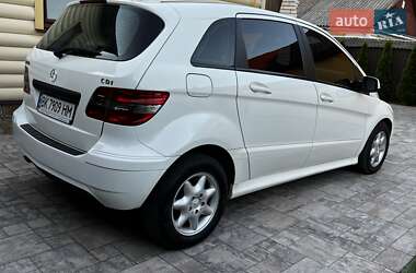 Хэтчбек Mercedes-Benz B-Class 2008 в 