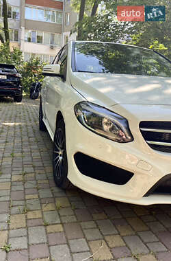 Хэтчбек Mercedes-Benz B-Class 2016 в 