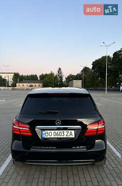 Хэтчбек Mercedes-Benz B-Class 2015 в 