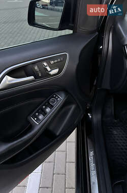 Хэтчбек Mercedes-Benz B-Class 2015 в 