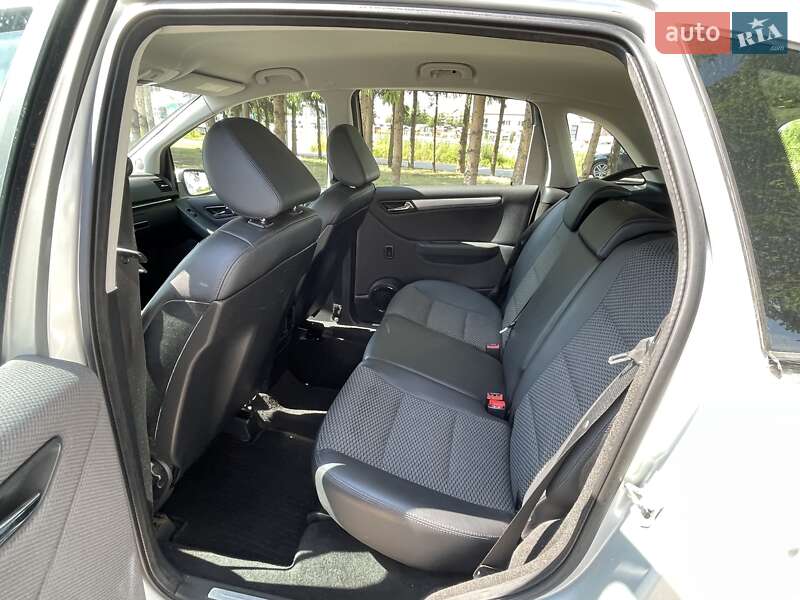 Хэтчбек Mercedes-Benz B-Class 2010 в Киеве