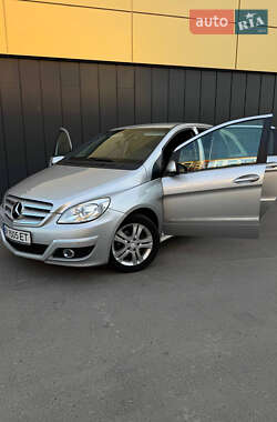 Хетчбек Mercedes-Benz B-Class 2011 в Рівному