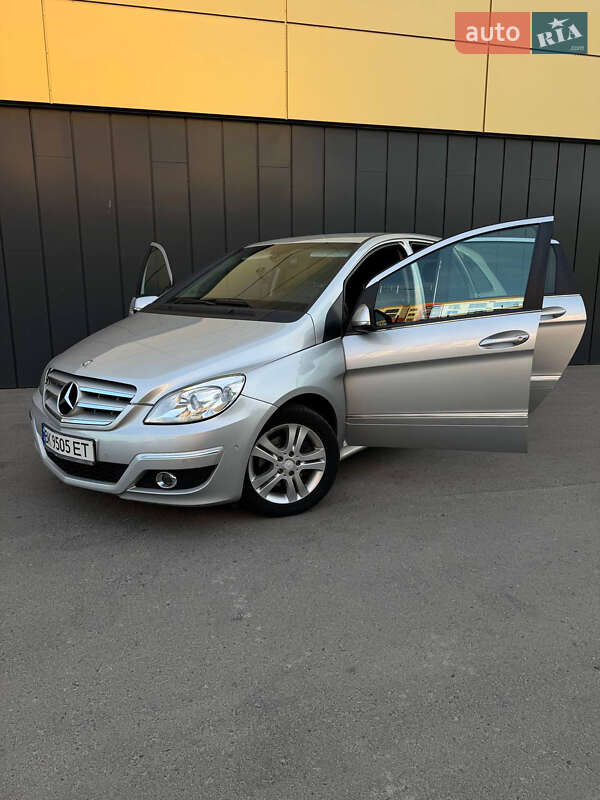 Хетчбек Mercedes-Benz B-Class 2011 в Рівному