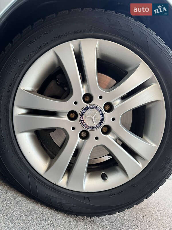 Хетчбек Mercedes-Benz B-Class 2011 в Рівному