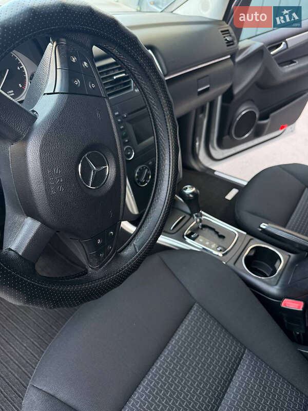 Хетчбек Mercedes-Benz B-Class 2011 в Рівному