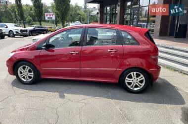 Хэтчбек Mercedes-Benz B-Class 2006 в 
