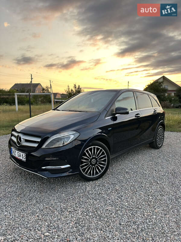 Хэтчбек Mercedes-Benz B-Class 2017 в Миргороде