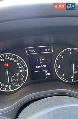 Хэтчбек Mercedes-Benz B-Class 2013 в 