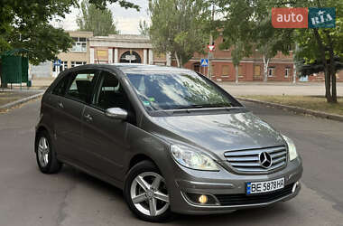 Хэтчбек Mercedes-Benz B-Class 2007 в 