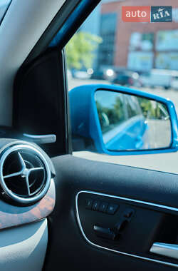 Хэтчбек Mercedes-Benz B-Class 2014 в 
