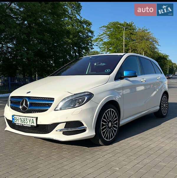 Mercedes-Benz B-Class 2015