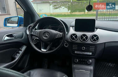 Хэтчбек Mercedes-Benz B-Class 2015 в 