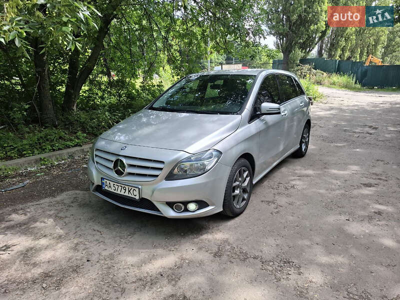 Хэтчбек Mercedes-Benz B-Class 2012 в Киеве