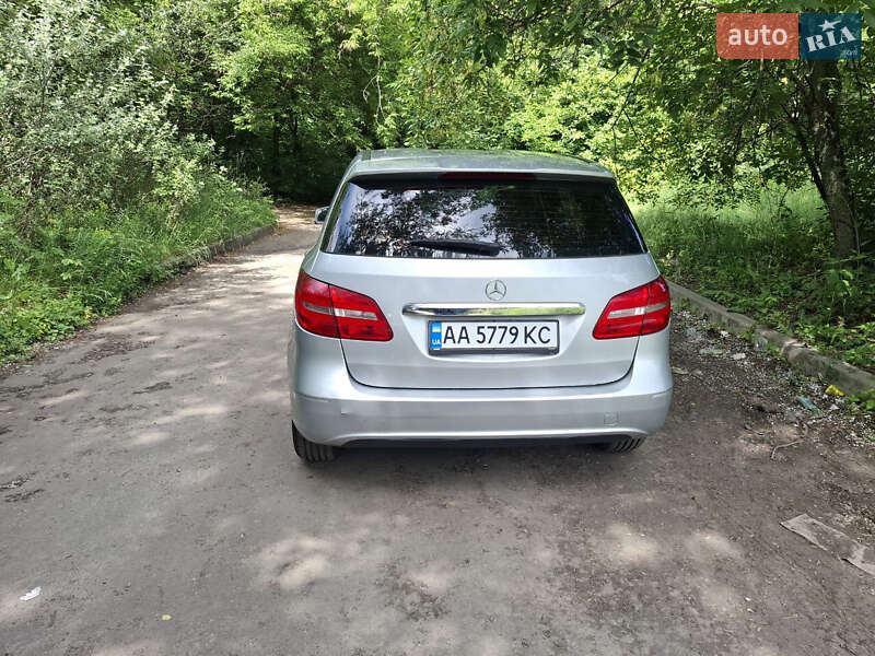 Хэтчбек Mercedes-Benz B-Class 2012 в Киеве
