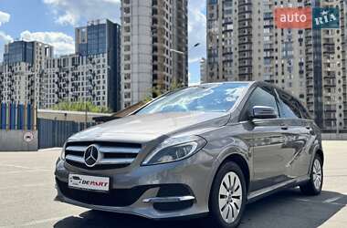 Хетчбек Mercedes-Benz B-Class 2017 в Києві