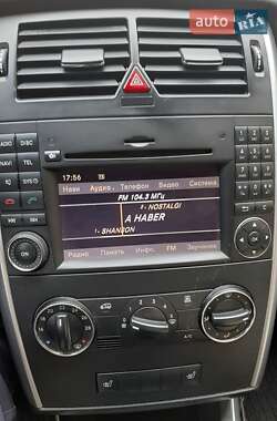 Хетчбек Mercedes-Benz B-Class 2009 в 