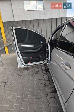 Хэтчбек Mercedes-Benz B-Class 2005 в 