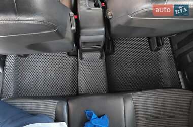 Хэтчбек Mercedes-Benz B-Class 2005 в 