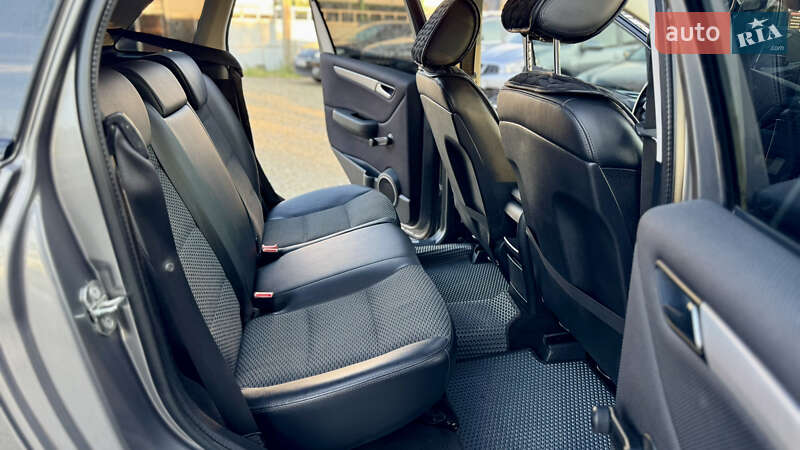 Хэтчбек Mercedes-Benz B-Class 2011 в Ивано-Франковске