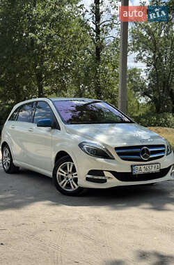 Хетчбек Mercedes-Benz B-Class 2014 в Кропивницькому