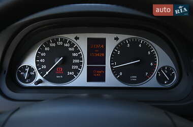 Хэтчбек Mercedes-Benz B-Class 2009 в 