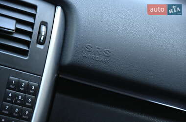 Хэтчбек Mercedes-Benz B-Class 2009 в 