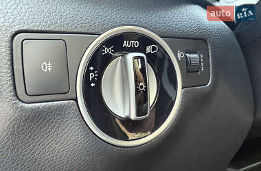 Хэтчбек Mercedes-Benz B-Class 2012 в 
