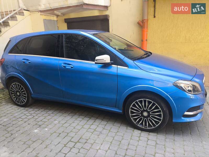 Хэтчбек Mercedes-Benz B-Class 2015 в Львове