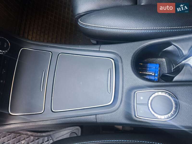 Хэтчбек Mercedes-Benz B-Class 2015 в Львове