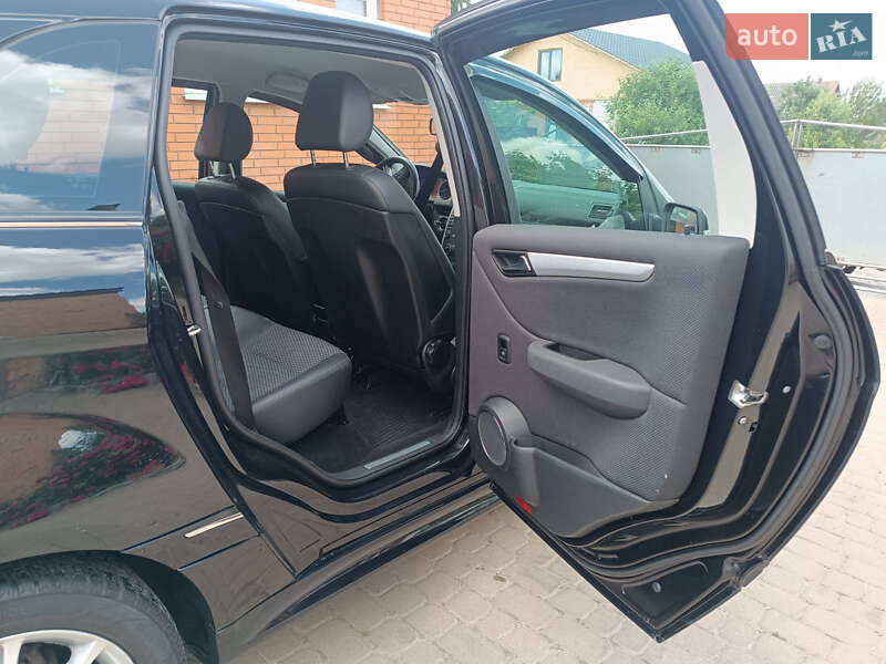 Хэтчбек Mercedes-Benz B-Class 2009 в Деражне
