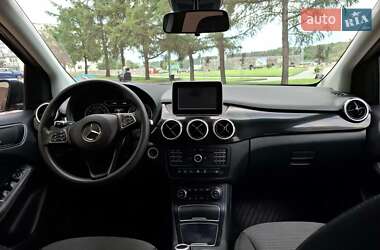 Хэтчбек Mercedes-Benz B-Class 2015 в 