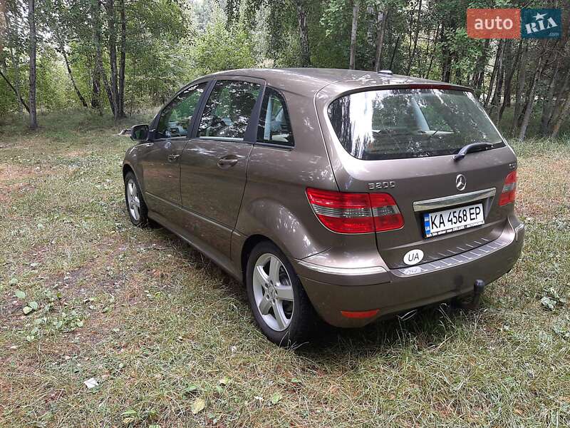 Хэтчбек Mercedes-Benz B-Class 2009 в Киеве