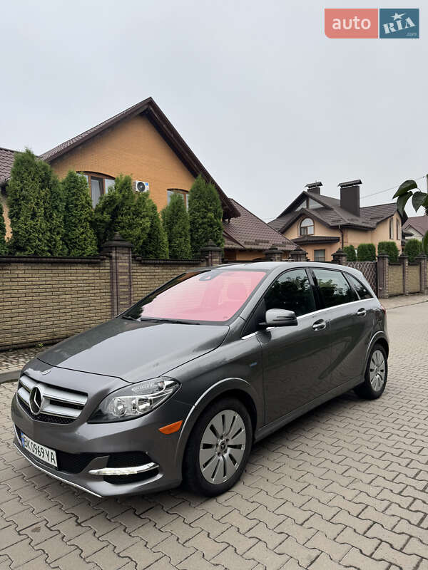 Хэтчбек Mercedes-Benz B-Class 2017 в Ровно