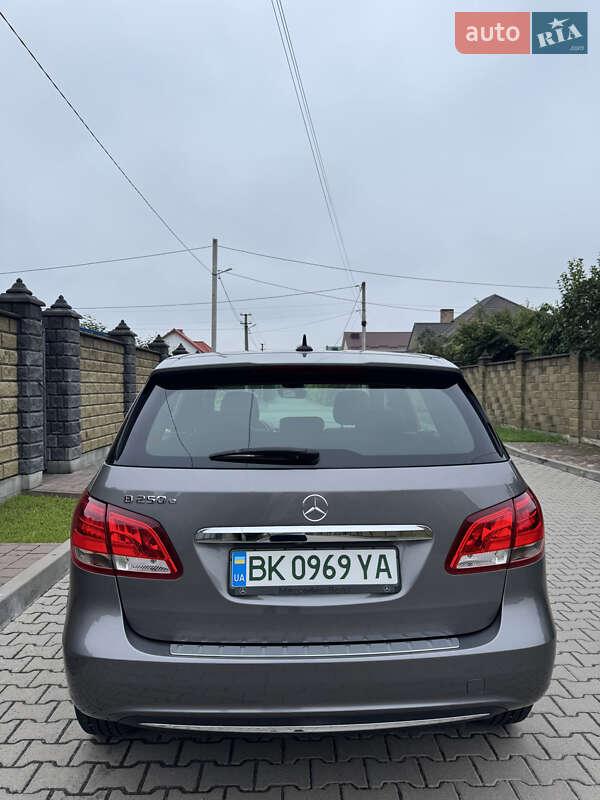 Хэтчбек Mercedes-Benz B-Class 2017 в Ровно
