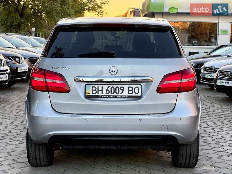 Хетчбек Mercedes-Benz B-Class 2017 в Одесі