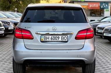Хетчбек Mercedes-Benz B-Class 2017 в 
