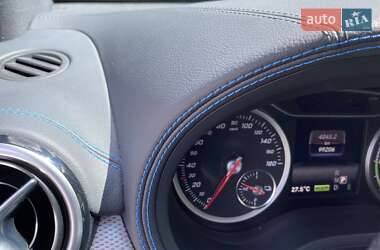 Хэтчбек Mercedes-Benz B-Class 2016 в 