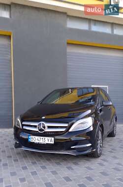Хетчбек Mercedes-Benz B-Class 2016 в 