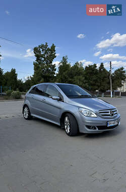 Хэтчбек Mercedes-Benz B-Class 2006 в 