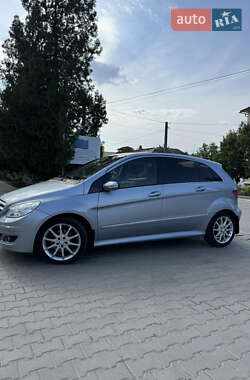 Хэтчбек Mercedes-Benz B-Class 2006 в 