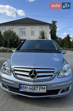 Хэтчбек Mercedes-Benz B-Class 2006 в 