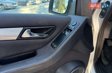 Хэтчбек Mercedes-Benz B-Class 2009 в 