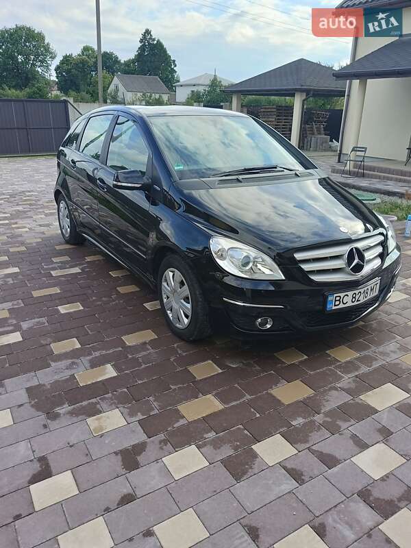 Mercedes-Benz B-Class 2009