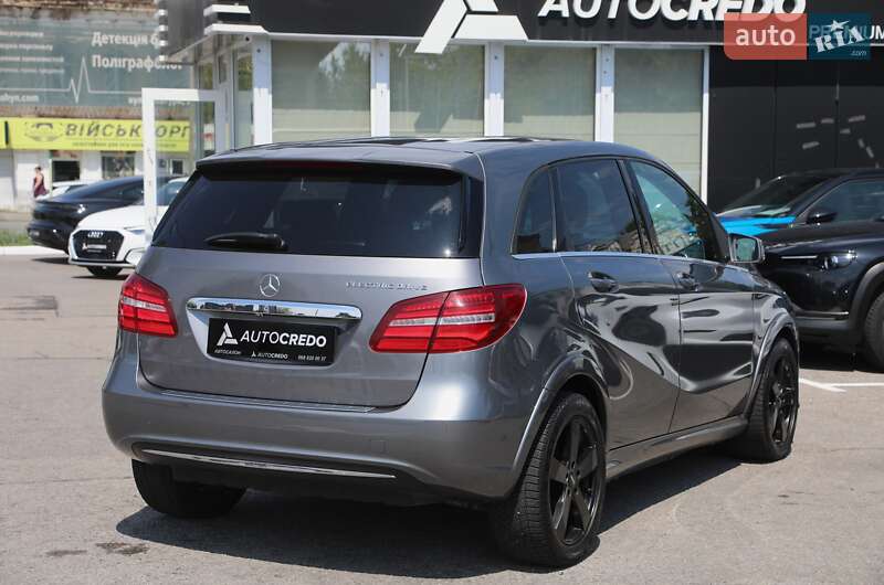 Хэтчбек Mercedes-Benz B-Class 2015 в Харькове