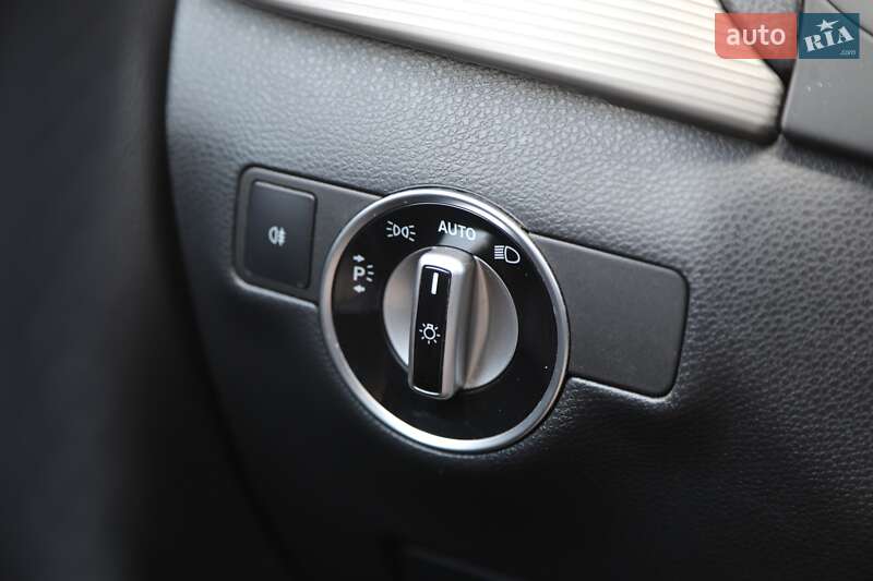 Хэтчбек Mercedes-Benz B-Class 2015 в Харькове